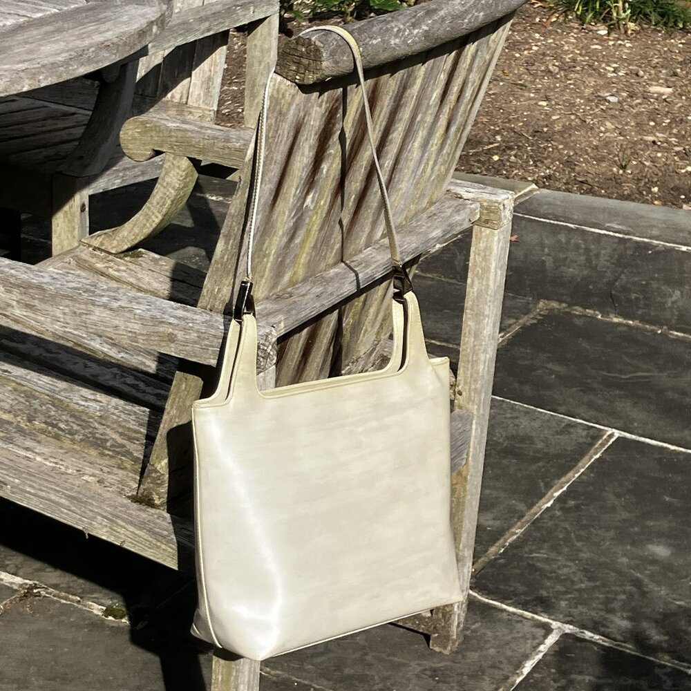 Gucci Cream Shoulder Bag with Gold/silver Hardware